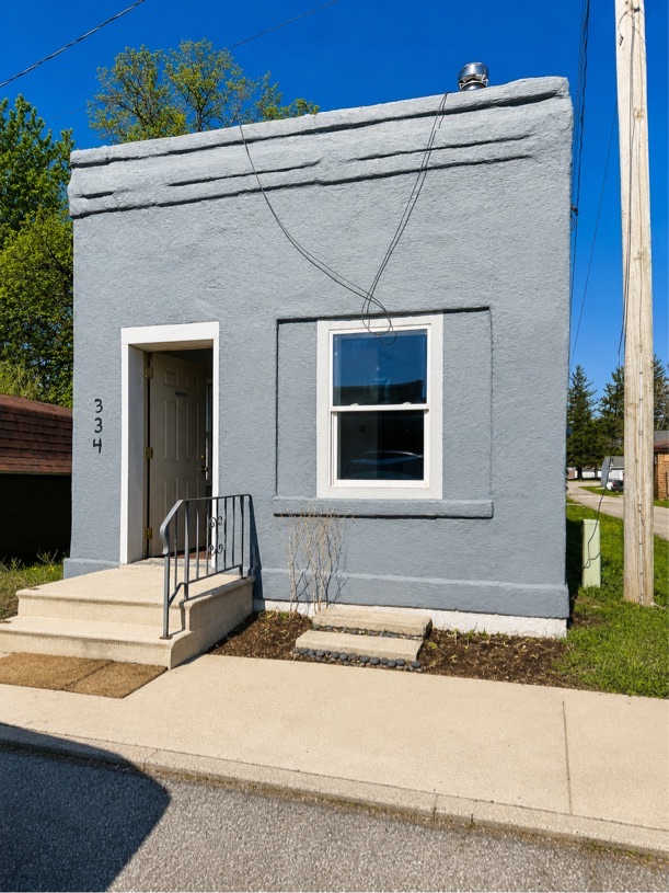 334 Center Street