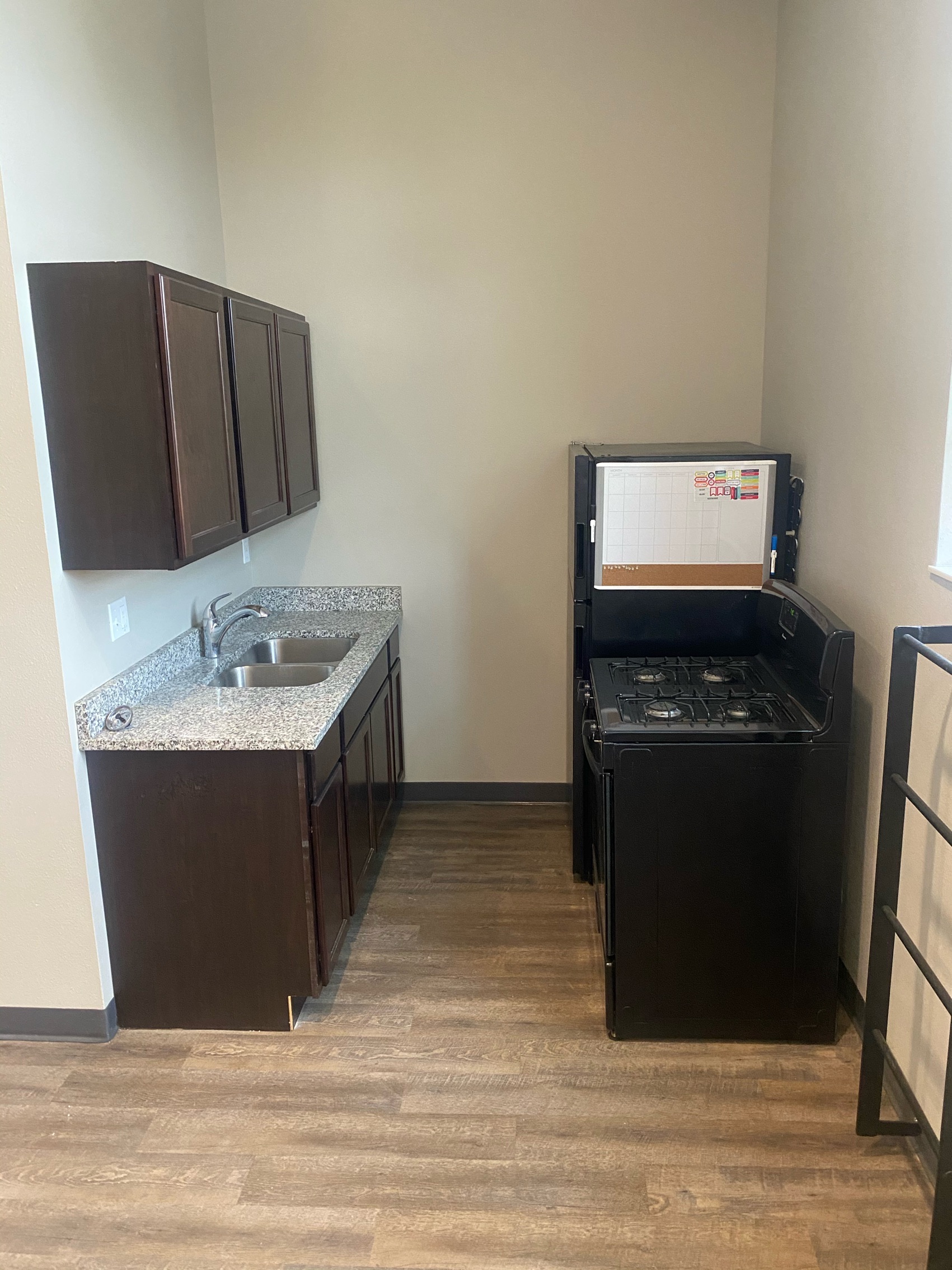 519 1/2 Central Ave - 5